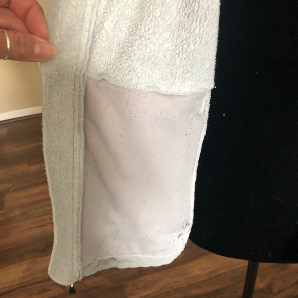 North Face Jacket - Picture 12 of 16